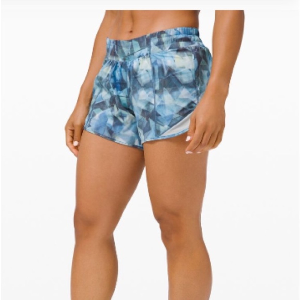 Lululemon Hotty-Hot 4inch Short